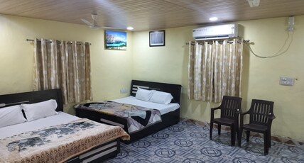 L.S HOME STAY Room Type - SUPER DELUXE ROOM 3