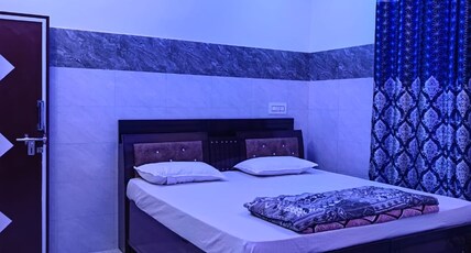 Thakur Room Type - Standard AW Non-AC