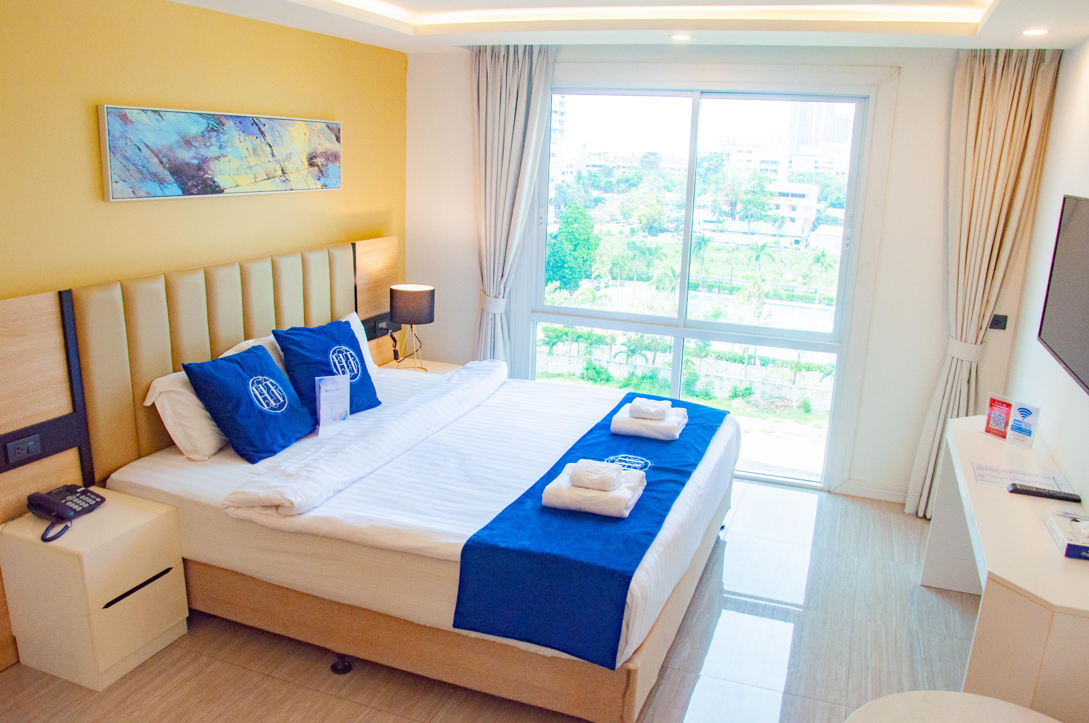 HT9 HOTEL Jomtien Beach - Tap to explore photos