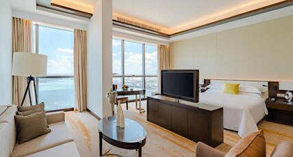 Johari Rotana Room Type - Classic Suite