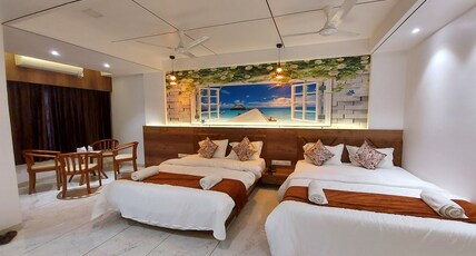 Hotel The Grand Piano Room Type - Family Super Deluxe Room