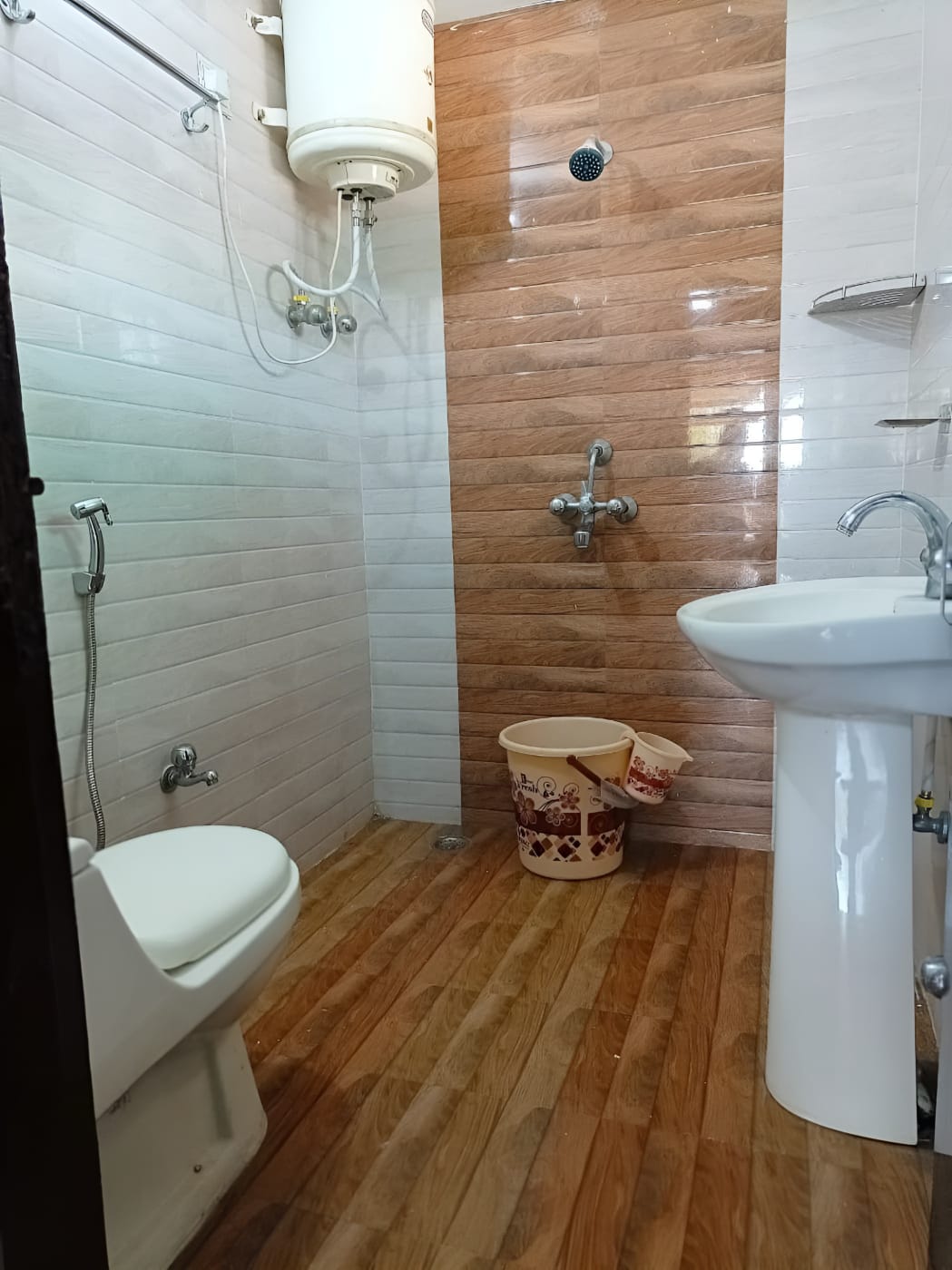 Cinnamon Home stay - Tap to explore photos