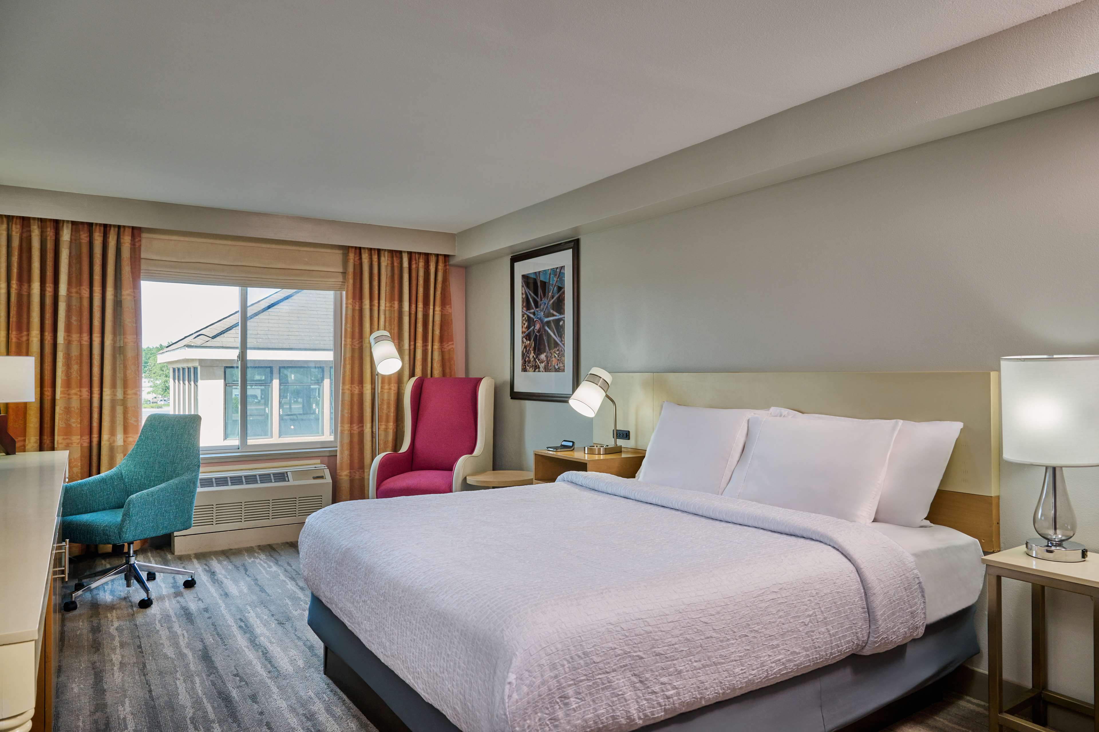 Hilton Garden Inn Anchorage - Tap to explore photos