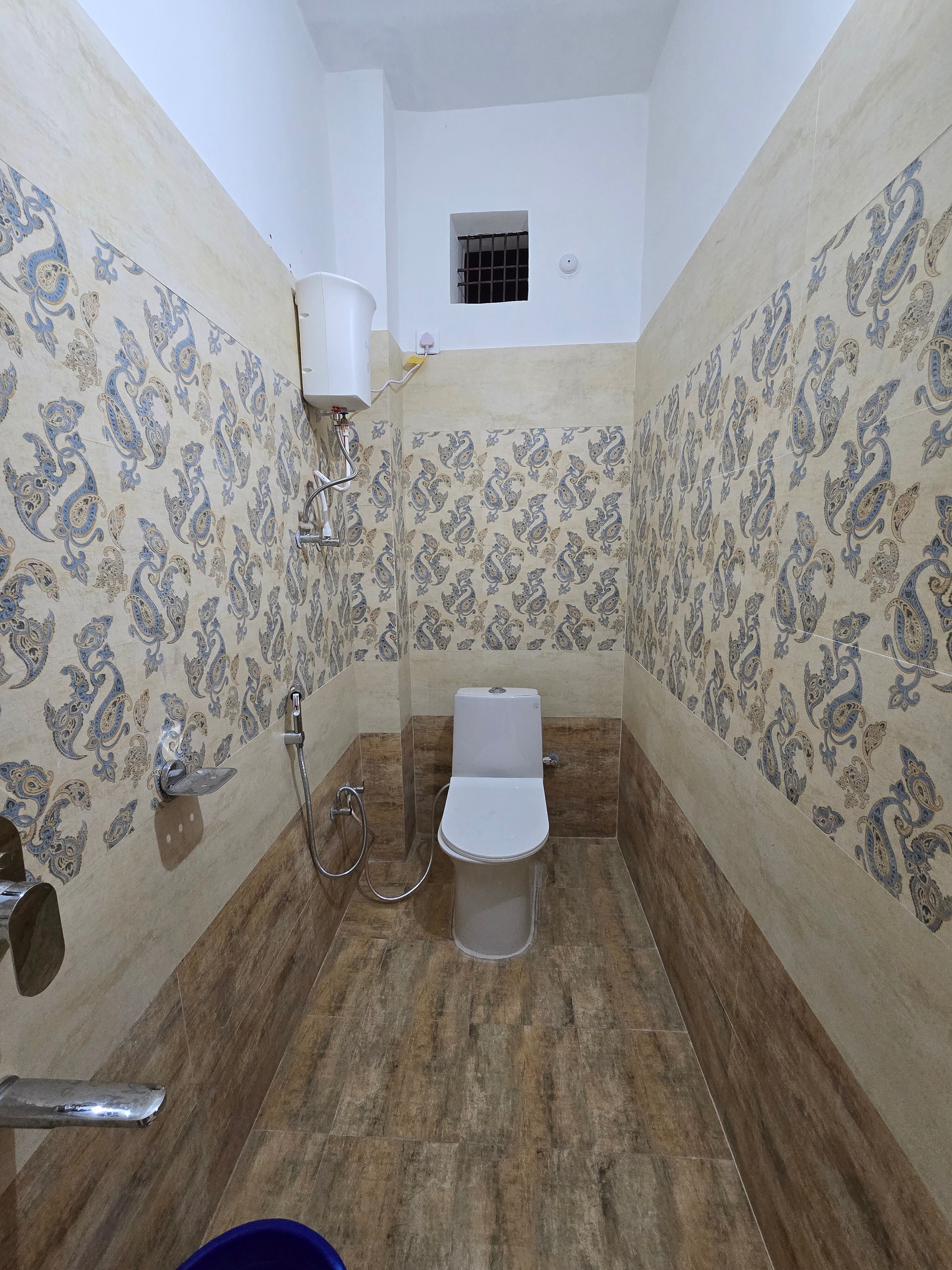 Archana Guest House - Tap to explore photos