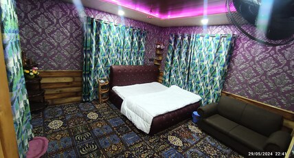 De brook Room Type - Bed room 3