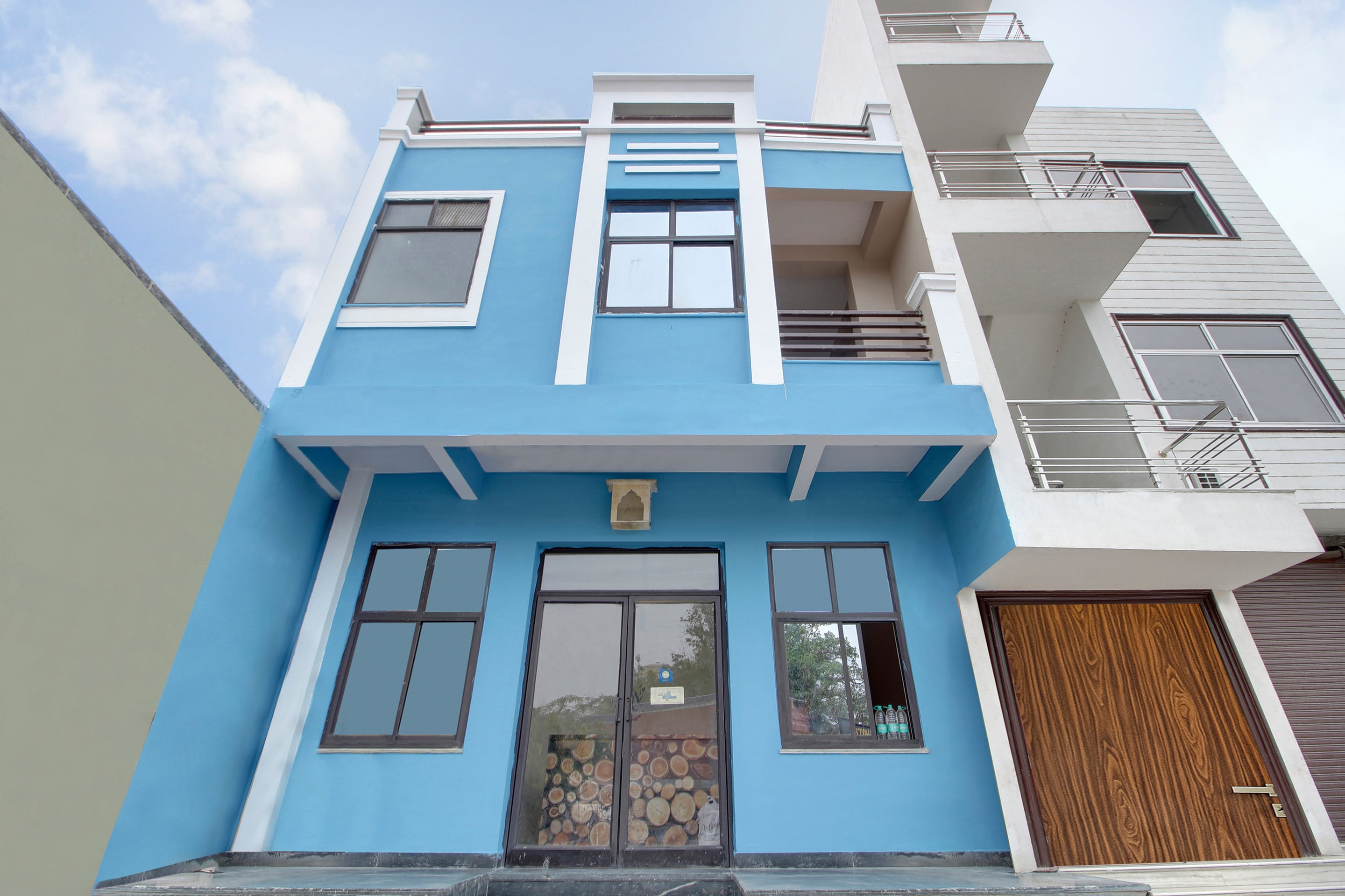 Hotel O Dream House - Tap to explore photos