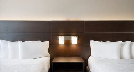 Holiday Inn Express Hotel & Suites Spring Hill Room Type - 2 Queen Standard
