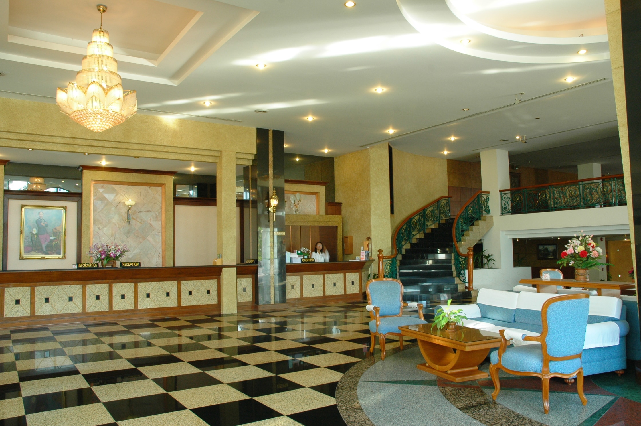 Main gallery