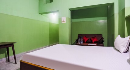 SPOT ON Indra Bhawan Lodge Room Type - Classic