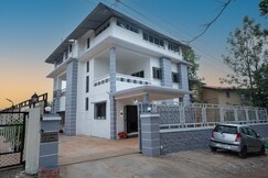 Misty mountain by maheru