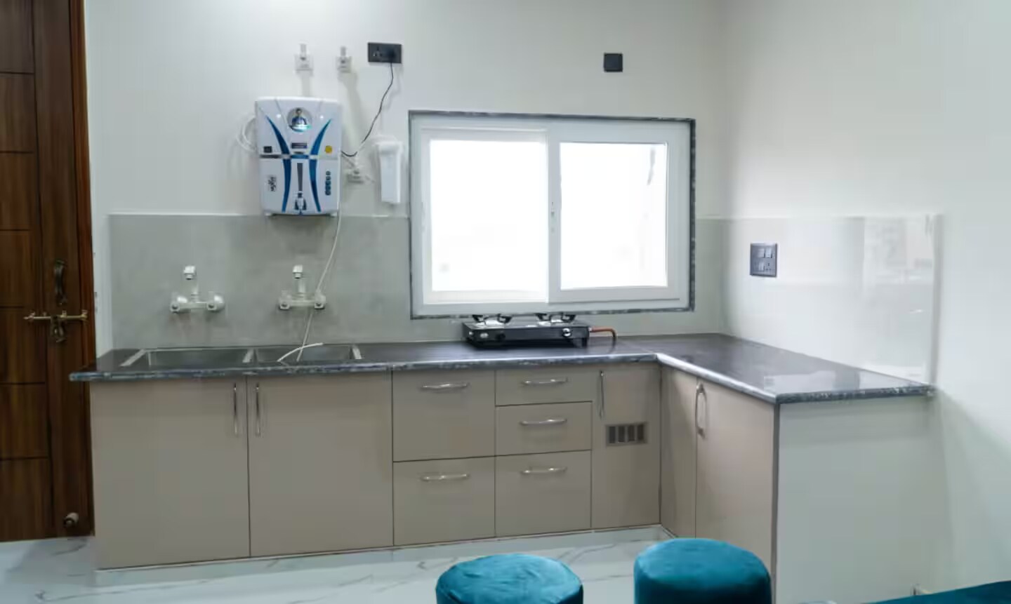 Gaurang Kutir 2BHK Upper Ground Floor Homestay - Tap to explore photos