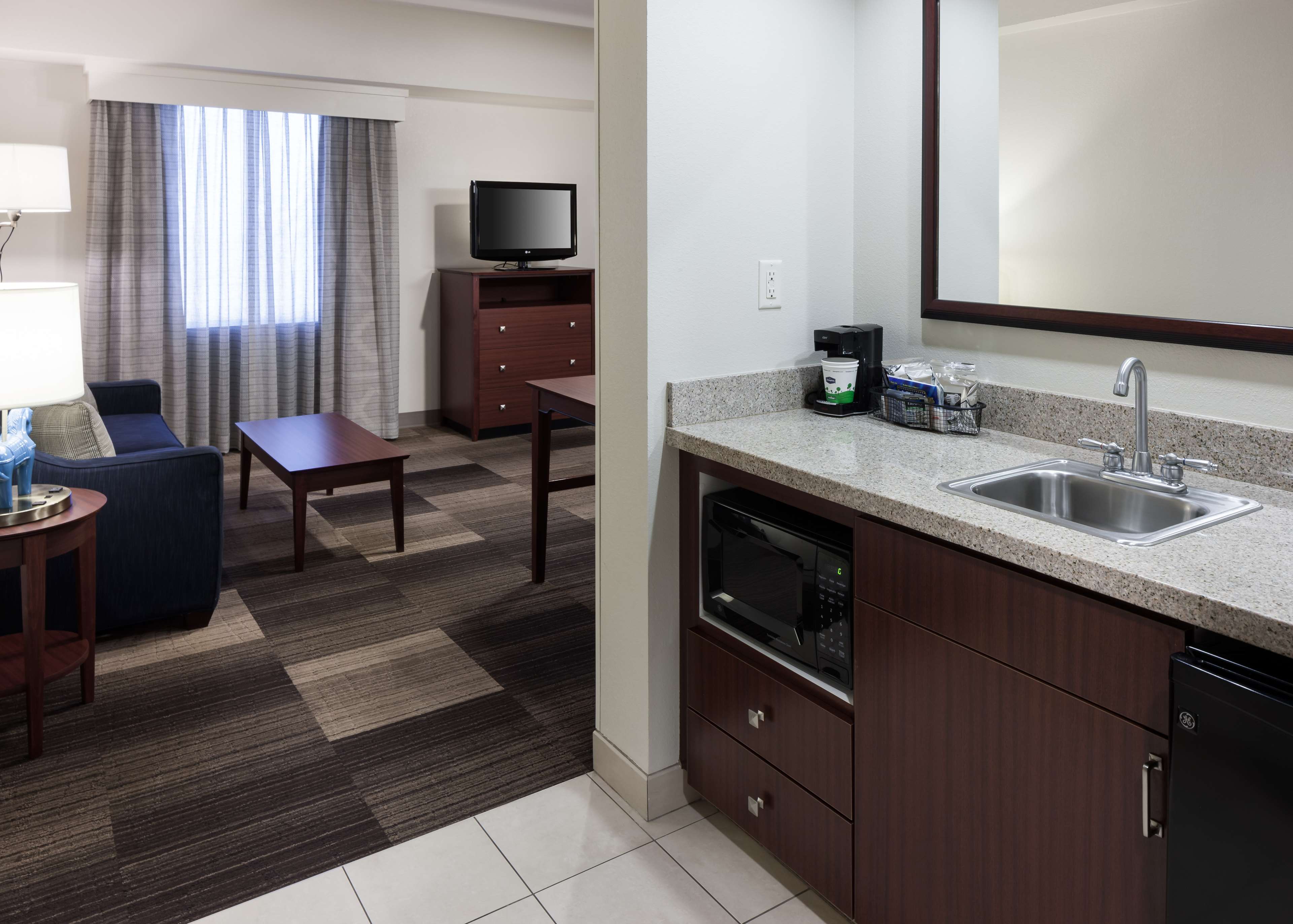 Hampton Inn & Suites Boise-Downtown - Tap to explore photos