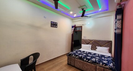 shree ji palace hotel , banquet hall and restaurant Room Type - Deluxe 206