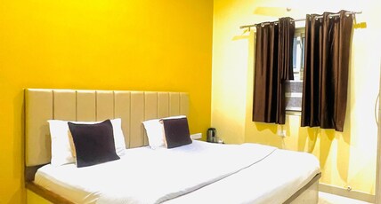 The Blue Sagar Room Type - Standard non ac room
