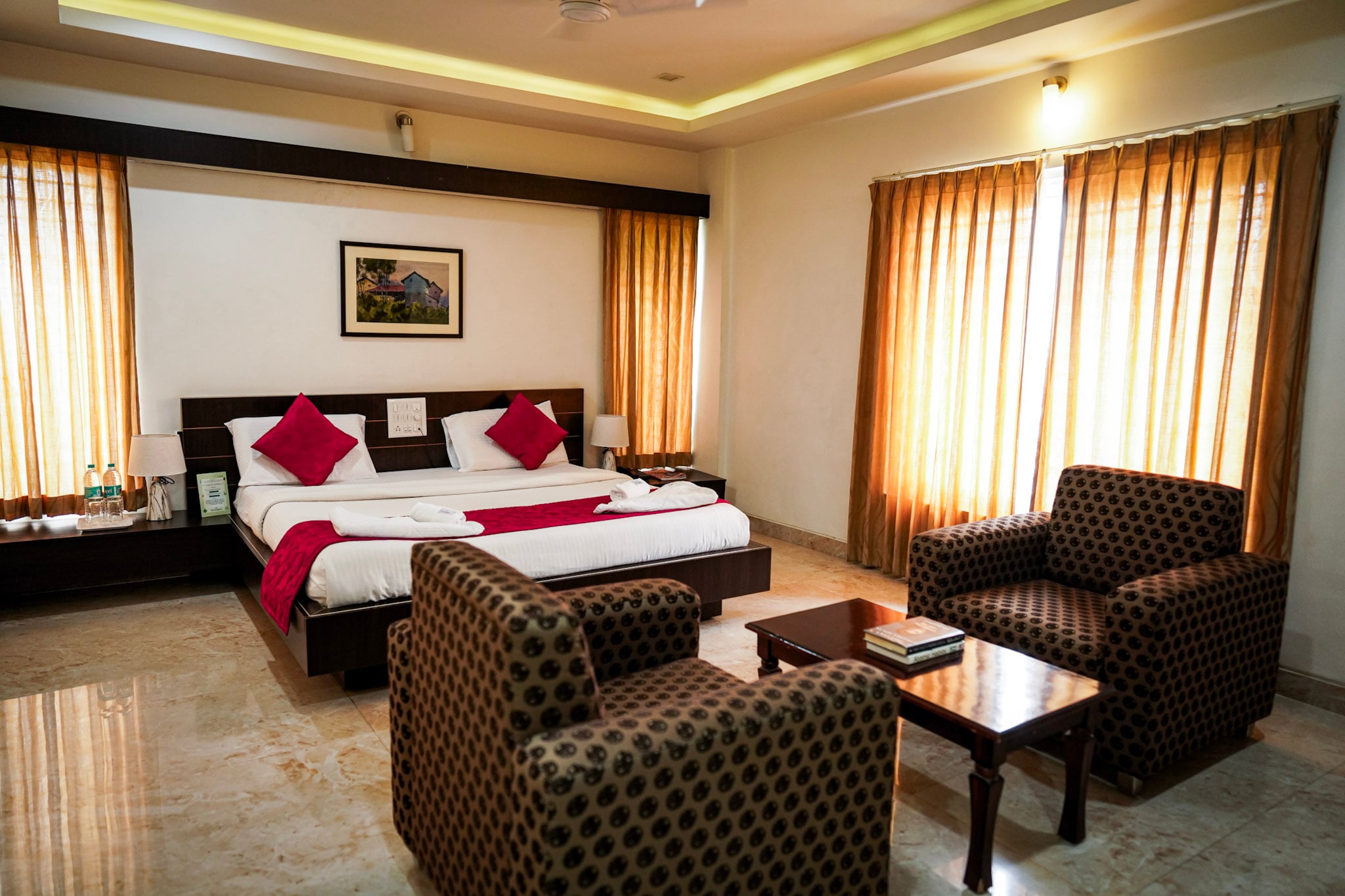 CNV Chambers - Tap to explore photos