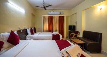 Vyshak International Room Type - Family Room (A/C) 4 Bed