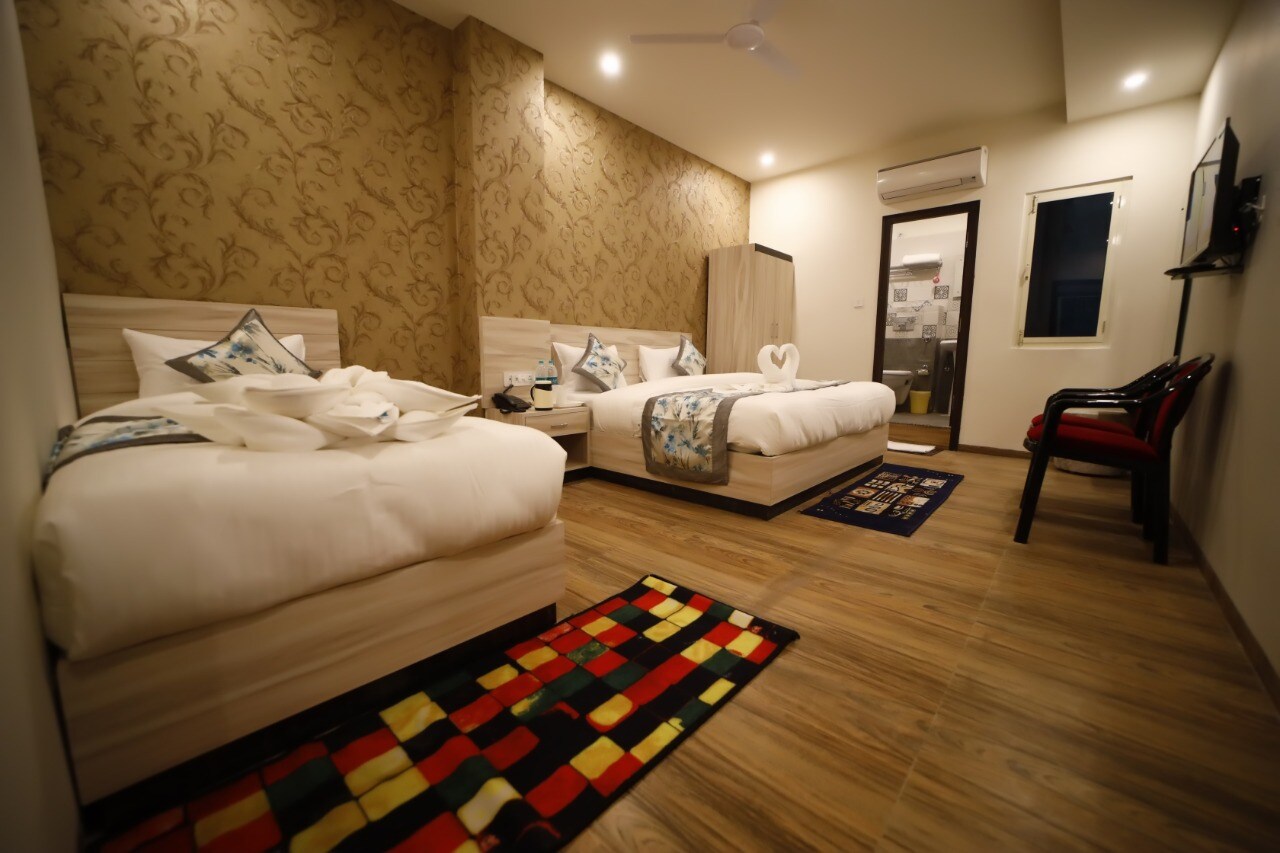 Alankar Hotel - Tap to explore photos