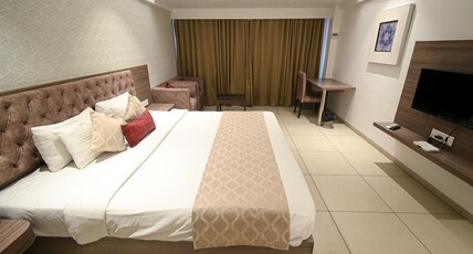 Hotel Dwarkamai (A Pure Vegetarian Hotel) Room Type - Premium Executive Room (Unmarried couples and Local Id not Allowed) Hotel Dwarkamai (A Pure Vegetarian Hotel) Room Type - Premium Executive Room (Unmarried couples and Local Id not Allowed)