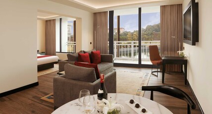 Tiger Palace by Soaltee Room Type - Suite