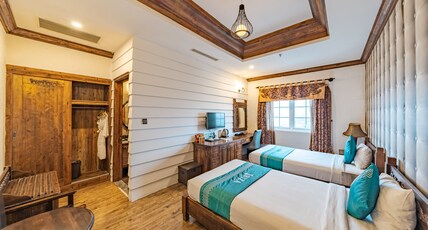 IBIZA Riverfront Da Nang Hotel Room Type - Deluxe Twin Partial River View IBIZA Riverfront Da Nang Hotel Room Type - Deluxe Twin Partial River View