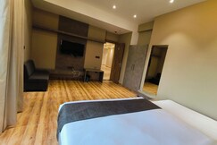 Hotel Maple Residence