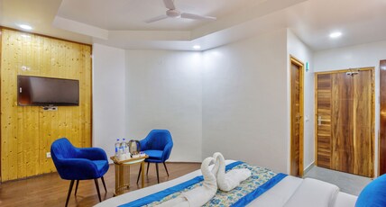 Hotel Everest Room Type - deluxe