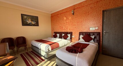 Hotel Royal Residency Room Type - Premium super royall room