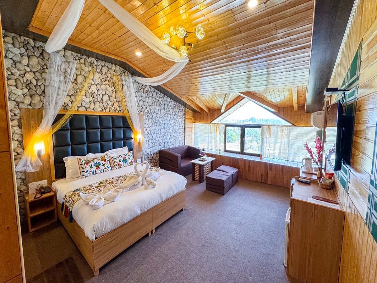 Kashmir Holiday Resort - Tap to explore photos