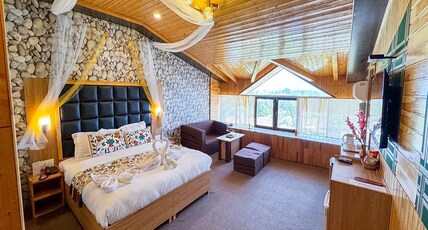 Kashmir Holiday Resort Room Type - VIP Royal Suite