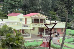 Cliff Castle Premium Stay - West Wing Yercaud
