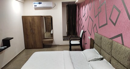 Unity Green Room Type - Super deluxe room