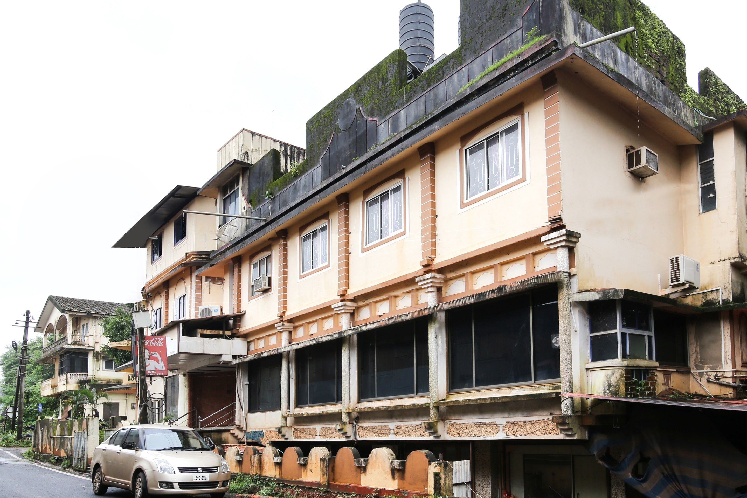 Hotel O Venkatesh Leela Hotel - Tap to explore photos