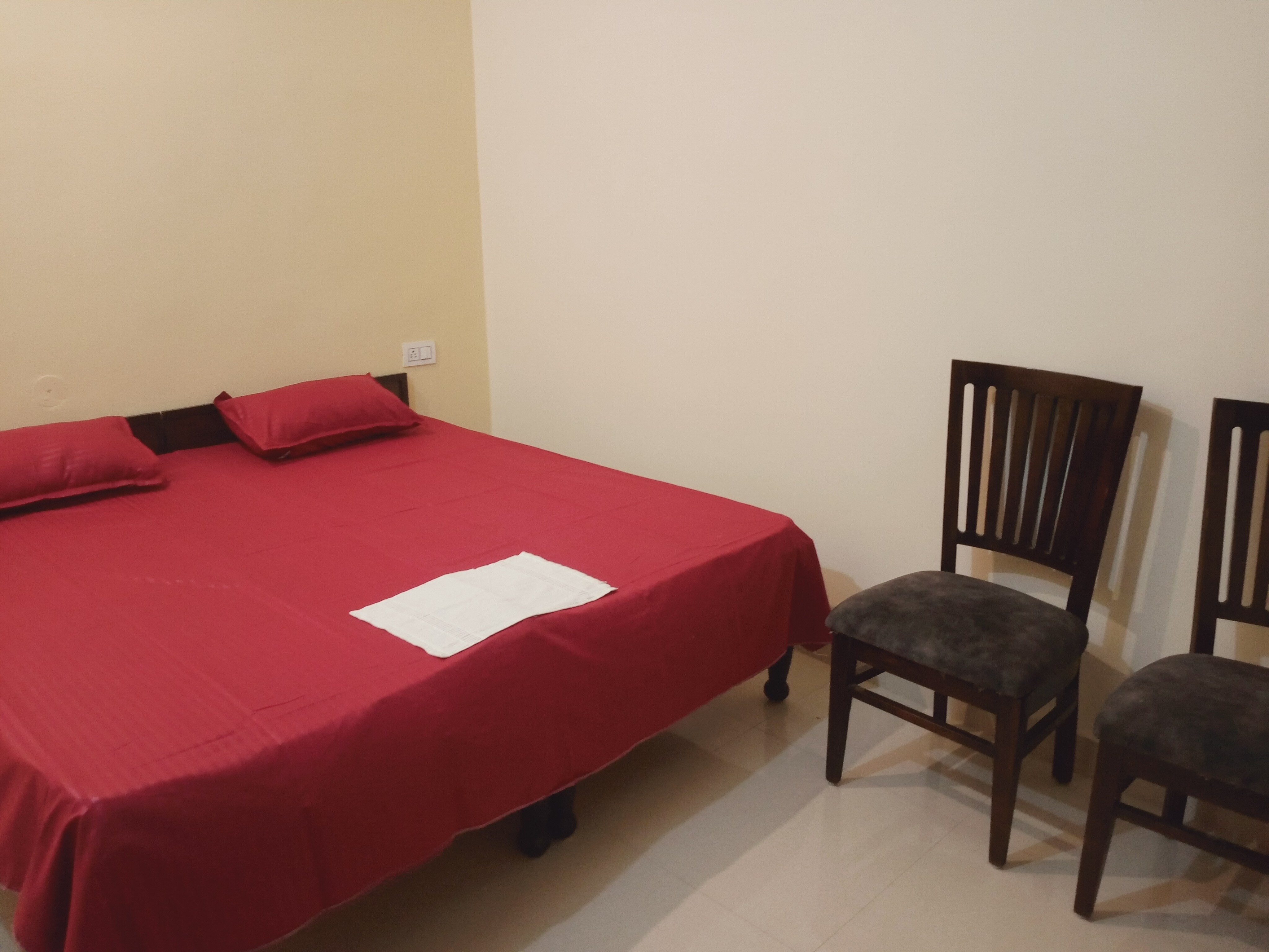 Suhana homestay - Tap to explore photos