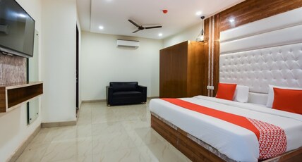 Hotel o Shivaay Phase 1 Mohali Bus Terminal Room Type - Classic