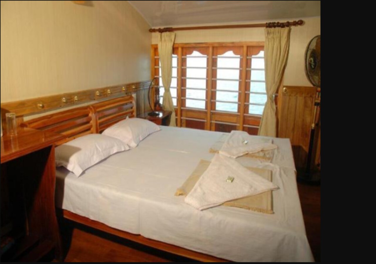 Kodianthara Heritage Home - Tap to explore photos