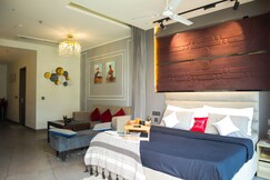 Dimerro Stays Supernova