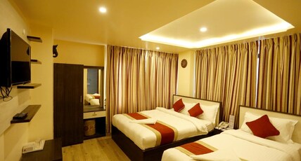 Hotel Readers Inn Room Type - Deluxe Triple Room