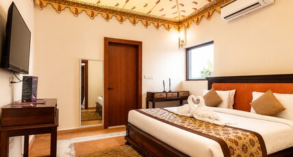 Sahibs RajBagh Jaipur Room Type - Raj Bagh Tents