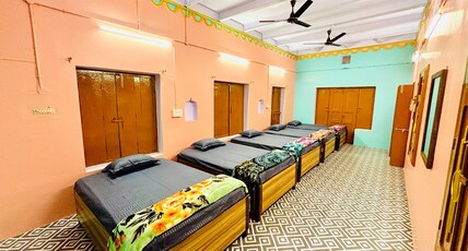 Shivangan Vintage Home Stay Room Type - Bedroom 201