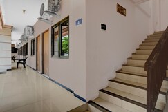OYO 94899 Homestay Syariah Near UPN