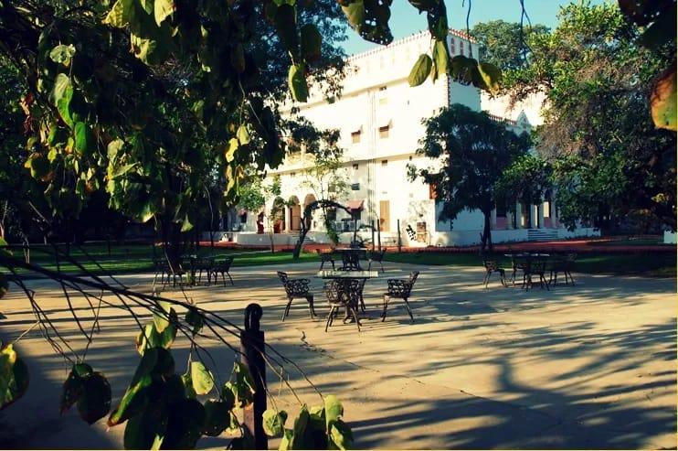 Bijay Niwas Palace, Bijaynagar - Tap to explore photos