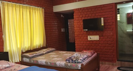 His Grace Holiday Home Room Type - BIG BEDROOM 4 BEDS