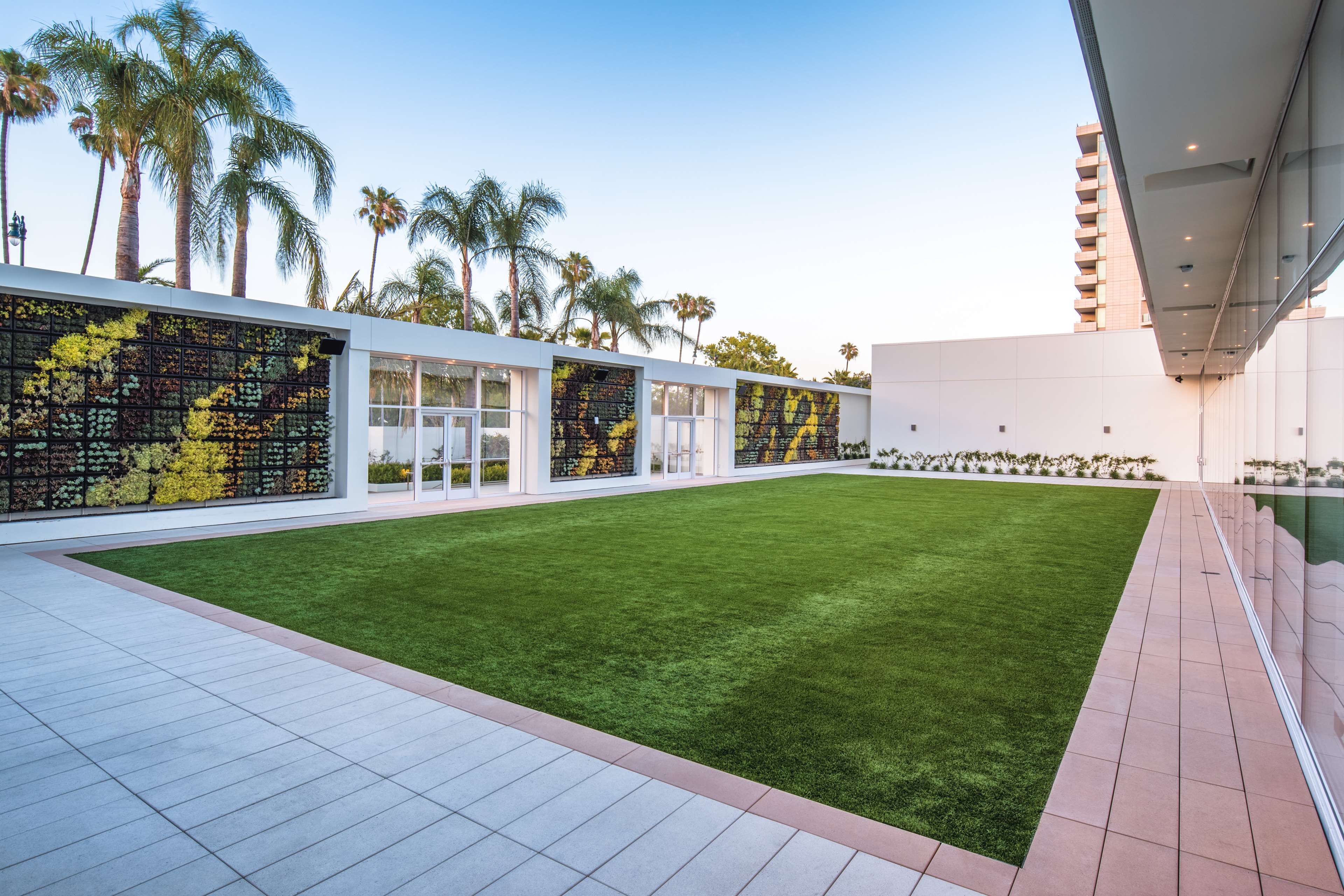 The Beverly Hilton - Tap to explore photos