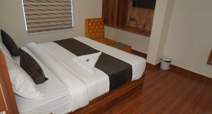 Hotel Kaushiki Palace Room Type - AC Deluxe Room