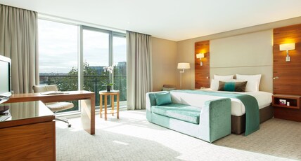Crowne Plaza London - Docklands Room Type - 1 King Junior Suite