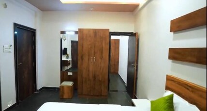 Hotel Garuda Executive Room Type - Superior Deluxe AC Room