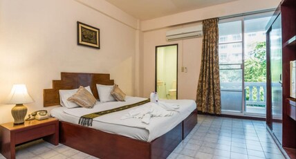 Romeo Palace Hotel Pattaya Room Type - Standard Double or Twin Room Romeo Palace Hotel Pattaya Room Type - Standard Double or Twin Room