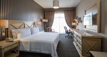 Holiday Inn QUERETARO-CENTRO HISTORICO Room Type - 1 King Standard Top Floor
