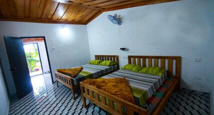 Sam Valley Homestay | Valley-view Rooms Room Type - Mountain View Cottage