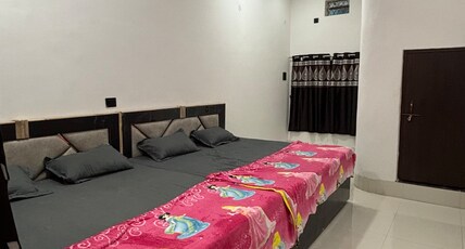 HOTEL SHREE RASAL AND MARRIAGE GARDEN Room Type - Bedroom 5
